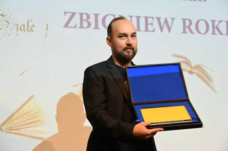 Ruda Śląska: Zbigniew Rokita laureatem honorowej nagrody Miejskiej Biblioteki Publicznej