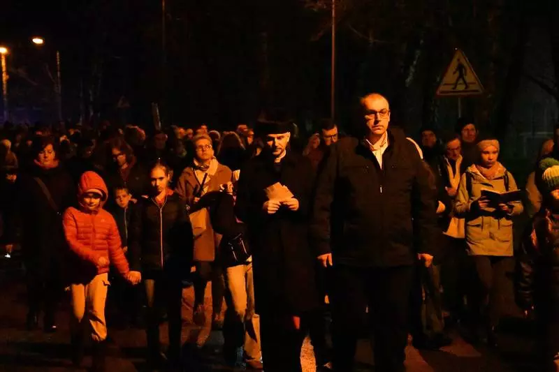 Tradycyjne Drogi Krzyżowe przeszły ulicami Rudy Śląskiej